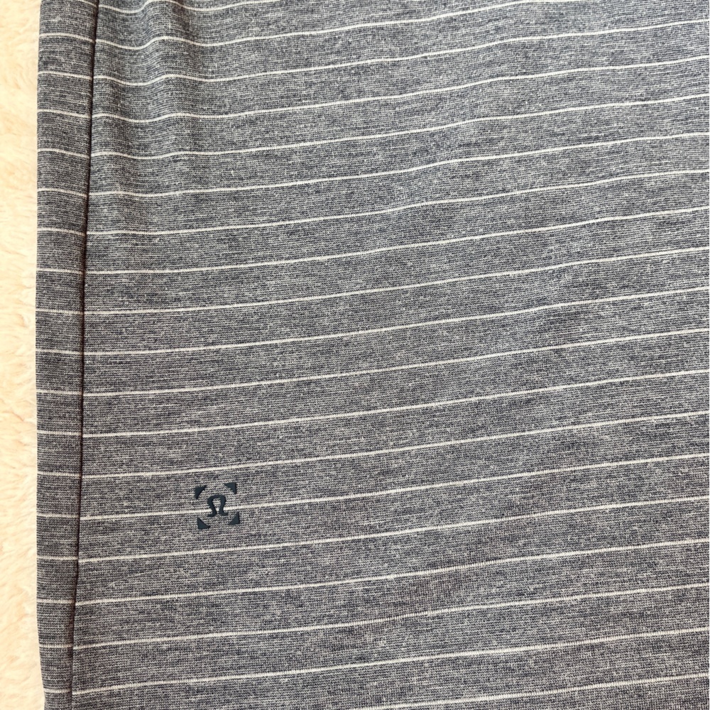 Lululemon Gray Striped Polo Shirt Men Size Large - Picture 5 of 8